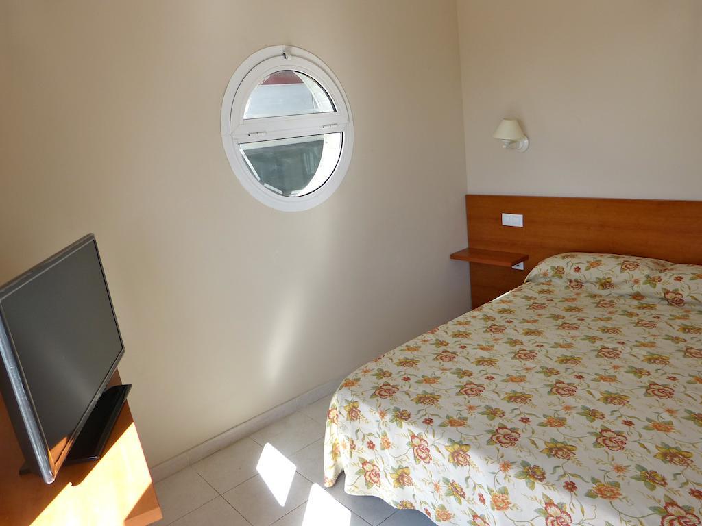 Hotel Tamasite Puerto del Rosario  Kamer foto